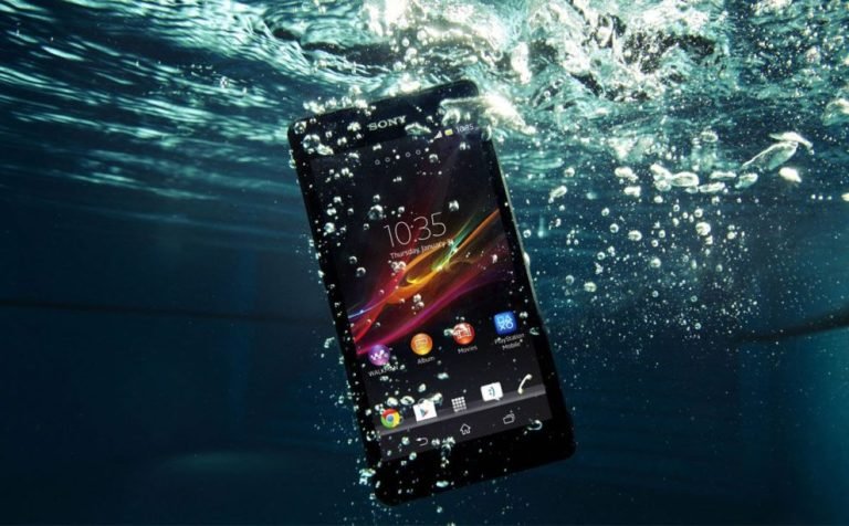 Five Best Waterproof Smartphones